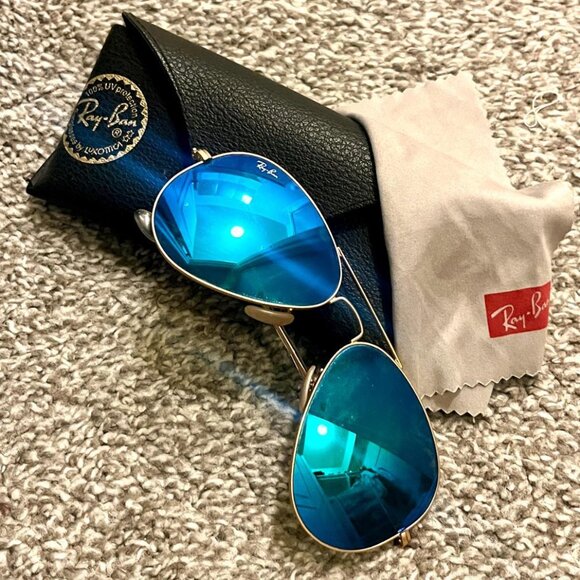 Ray-Ban Aviators Blue Lens – Unisex | Classic Gold Frame | Includes Case - Picture 1 of 3